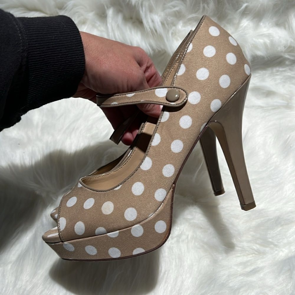 Madden Girl "Lyon" Polka Dot‎ Peep Toe Pumps. Size 8.5.  B72 - Picture 6 of 11